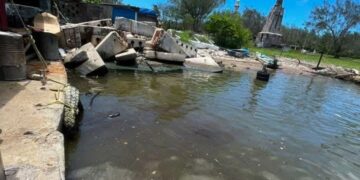 El truco de Pemex: "fase libre" vs "río contaminado"