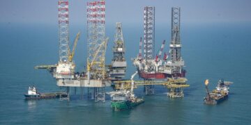 Paratus recibe aval de Cofece para vender su flota de plataformas marinas en México
