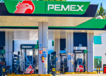 Pemex controla 62% del mercado gasolinero mexicano; Mobil y G500 pelean por el resto entre 270 marcas privadas