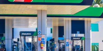 Pemex controla 62% del mercado gasolinero mexicano; Mobil y G500 pelean por el resto entre 270 marcas privadas
