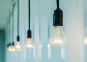 La luz sube 7.2% en DAC: cuánto cuesta seguir en alto consumo