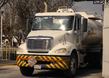 Combustibles en México: los nudos que asfixian su transporte
